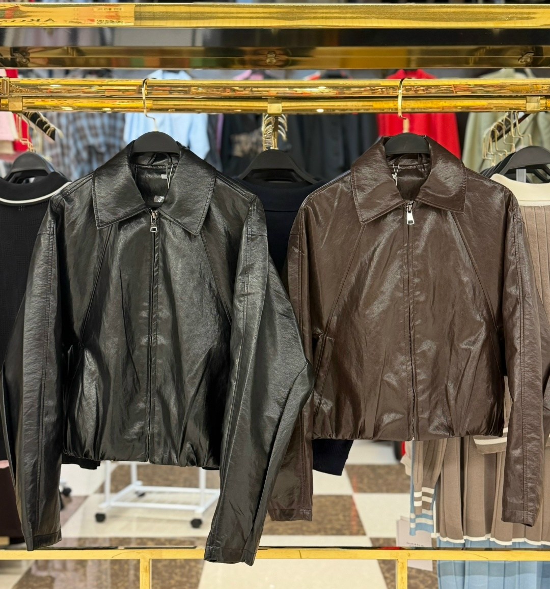 кожаная куртка,баленсиага кожаная куртка,куртка из искусственной кожи женская,женский кожаный бомбер balenciaga черный,женская кожаная куртка balenciaga