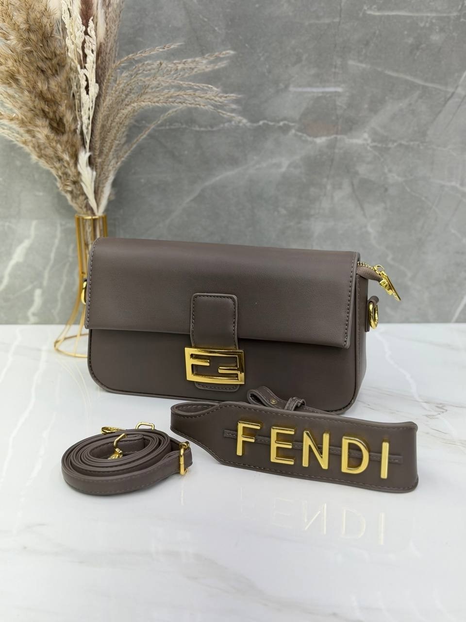 fendi сумка,fendi сумка на плечо,женская сумка fendi,стильная сумочка,сумка
