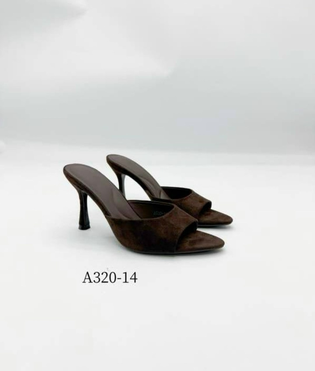 ,босоножки с ремешками,шлепанцы женские,женские босоножки,каблуки босоножки