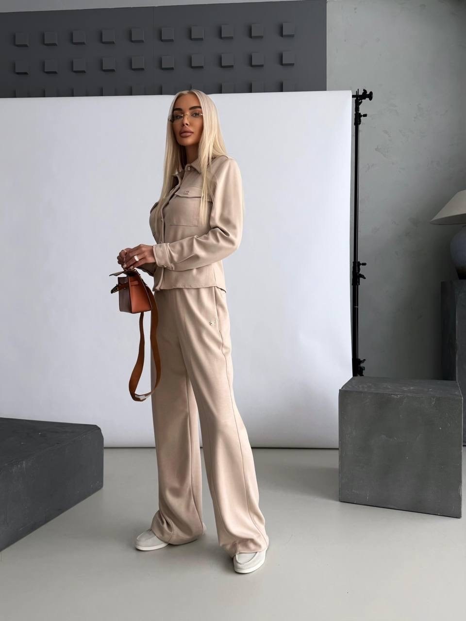 костюм женский брючный,костюм брючный,костюм женский брючный жатка,костюм тройка бежевый женский,бежевый костюм