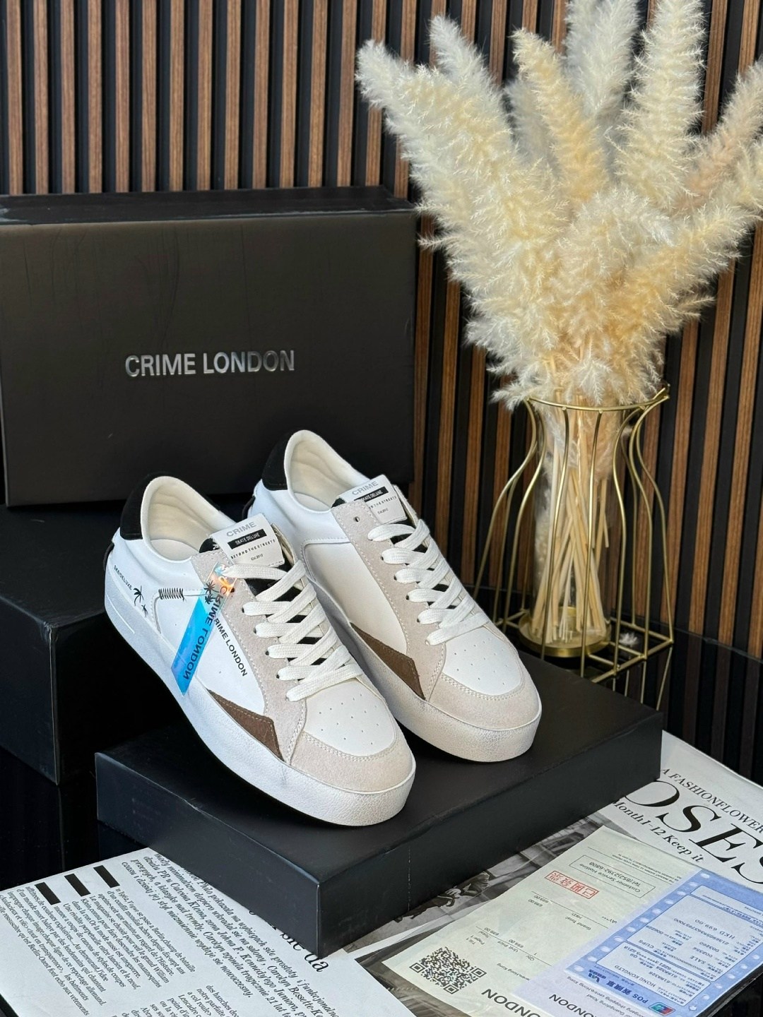 ,модные кроссовки,спортивная ,обуви,брендовая