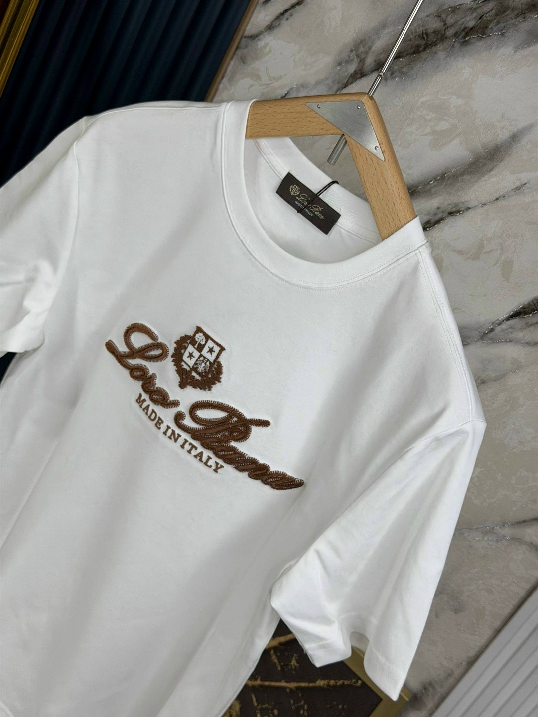 футболки мужские,футболка для мужчин,футболки модные,футболки женские мужские