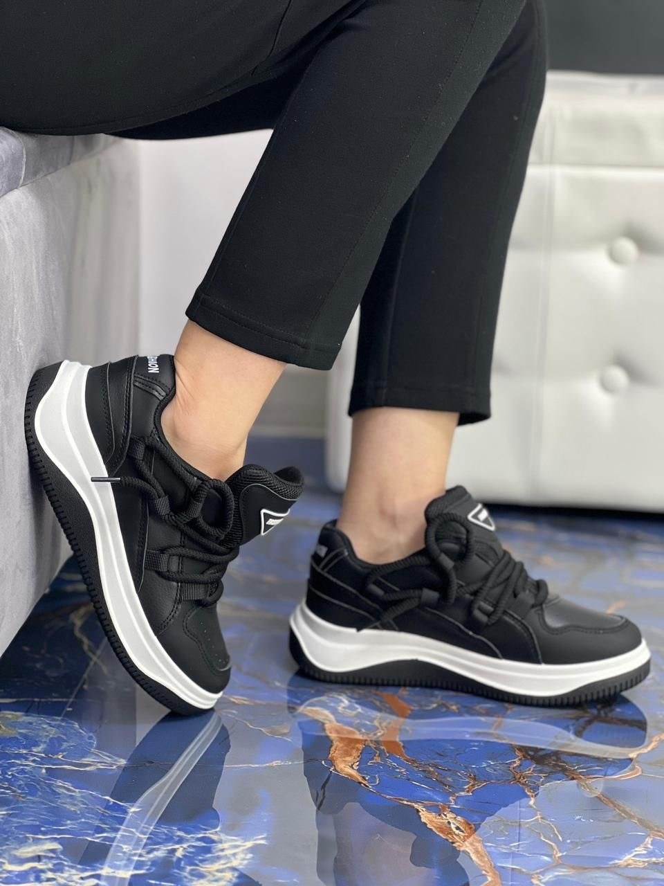 ,женские кроссовки,кроссовки брендовые,кроссовки для женщин,кроссовки модные