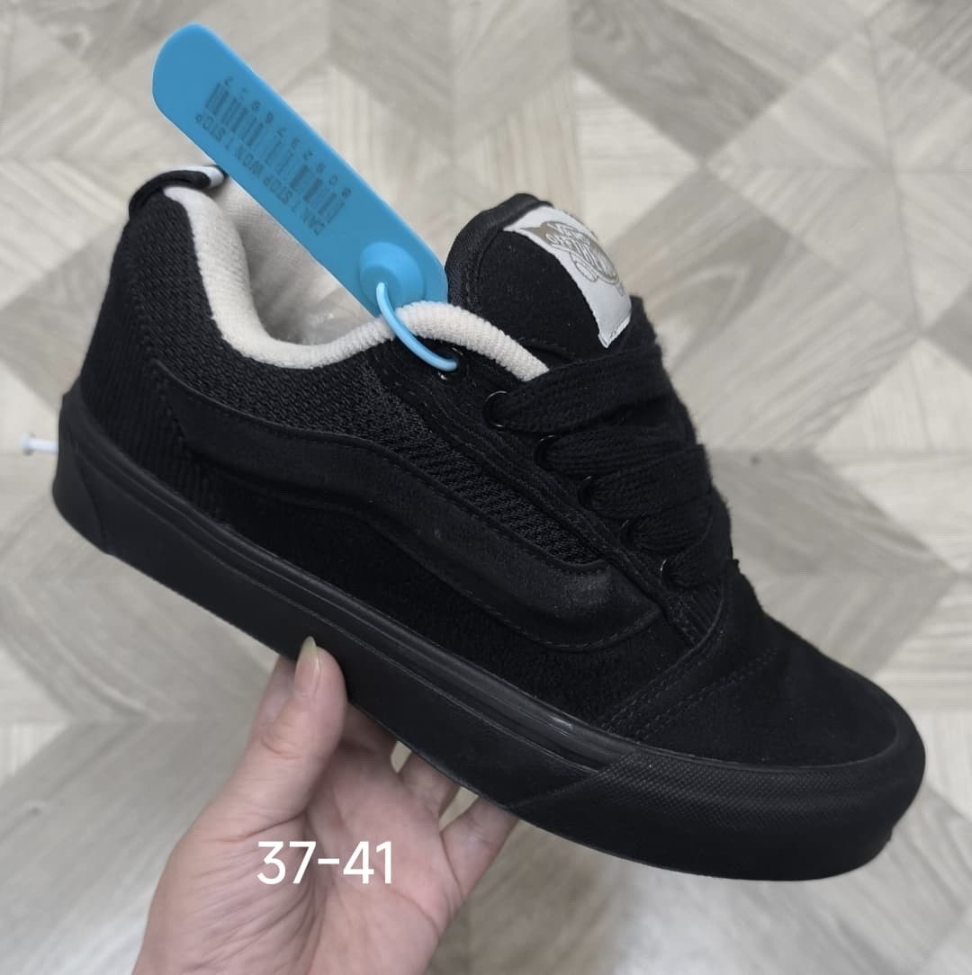 ,кроссовки adidas,кроссовки женскиe,кроссовки мужские adidas,кроссовка