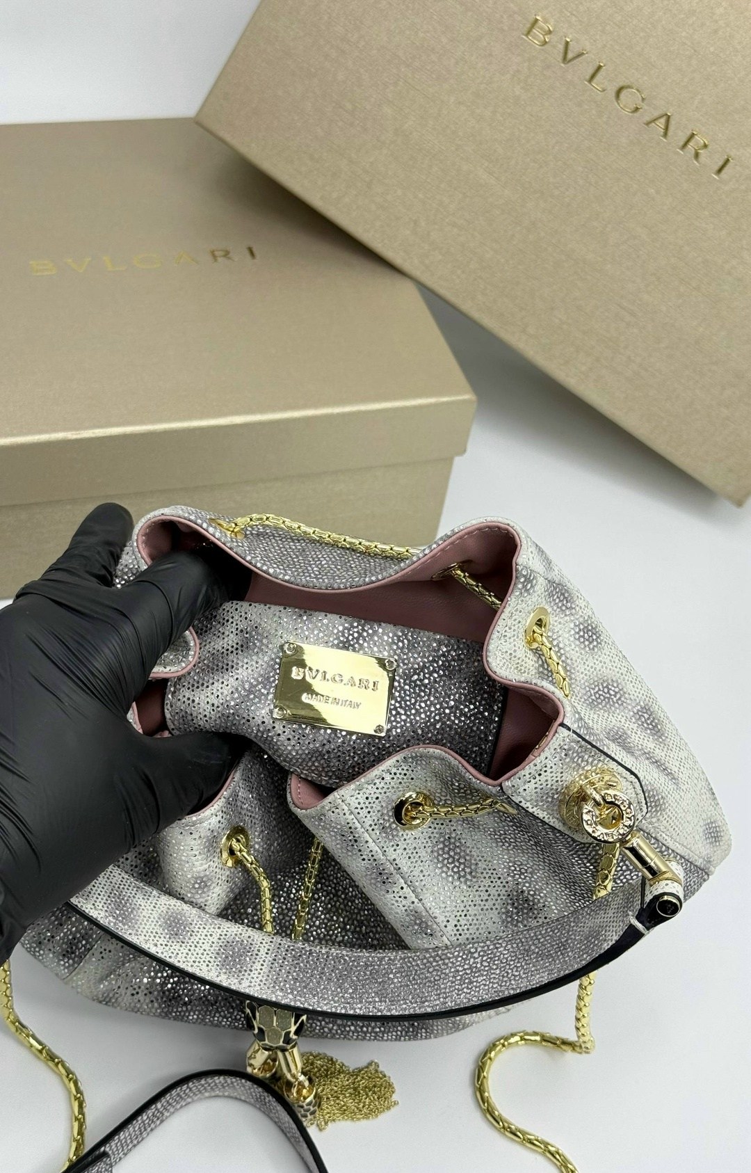 bvlgari сумка на плечо,сумка,сумка bvlgari,сумка женская bvlgari,сумка женская