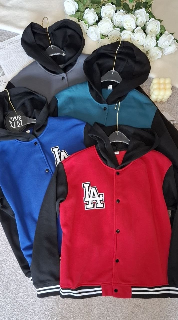 кофта бомбер,спортивные костюмы женские,толстовка бомбер,бомберы женские,бомбер трикотажный женский