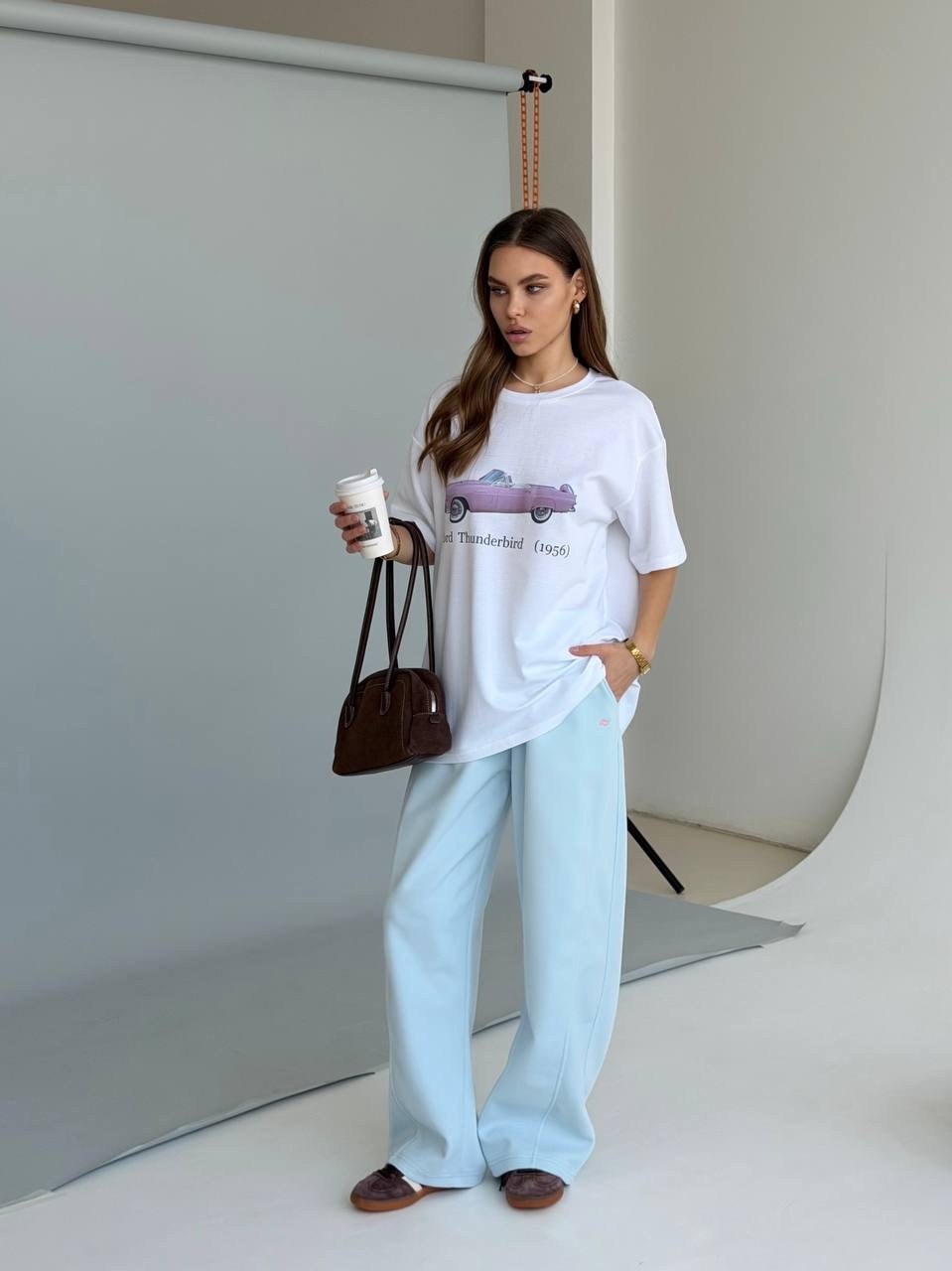 футболки женские оверсайз,брюки модные,футболки оверсайз,футболки женская