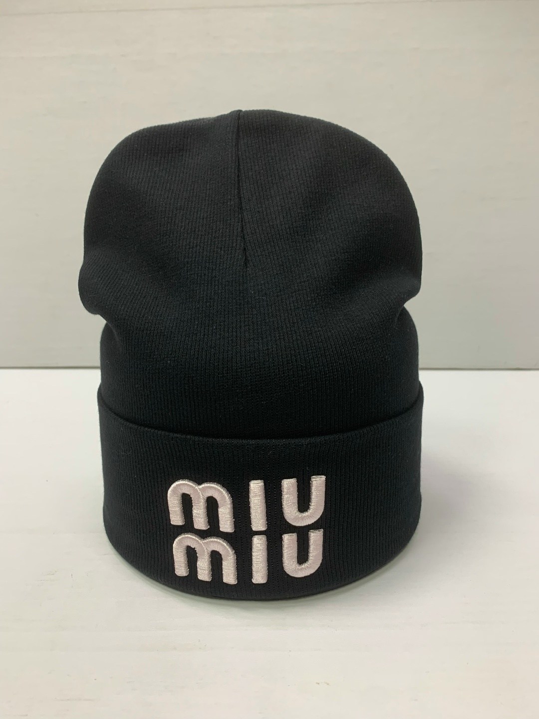 шапка miu miu,шапка,модная шапка,шапка шанель оригинал,вязаная шапка