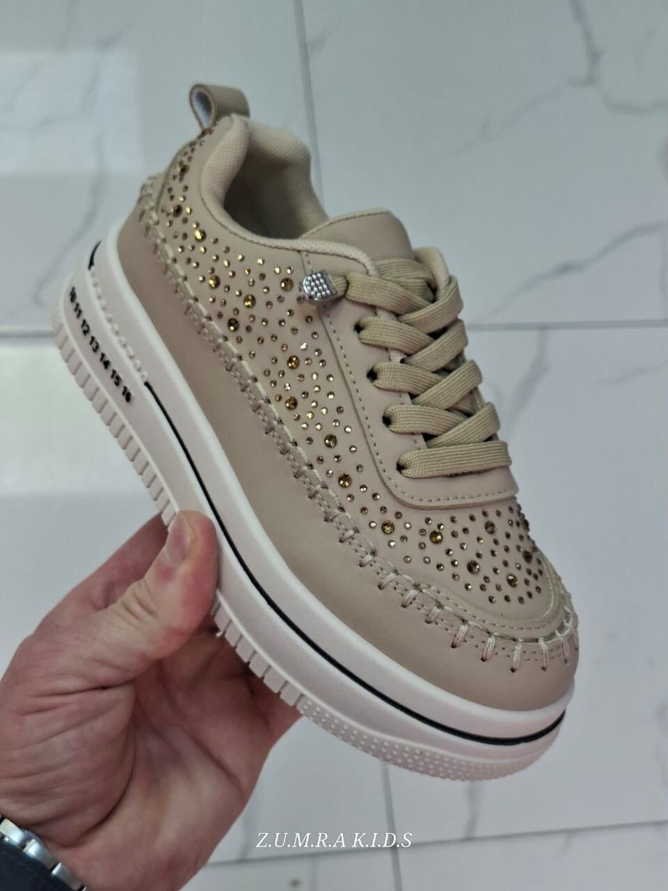 кроссовки женскиe,,кеды женски,кеды женские черные,черные кроссовки