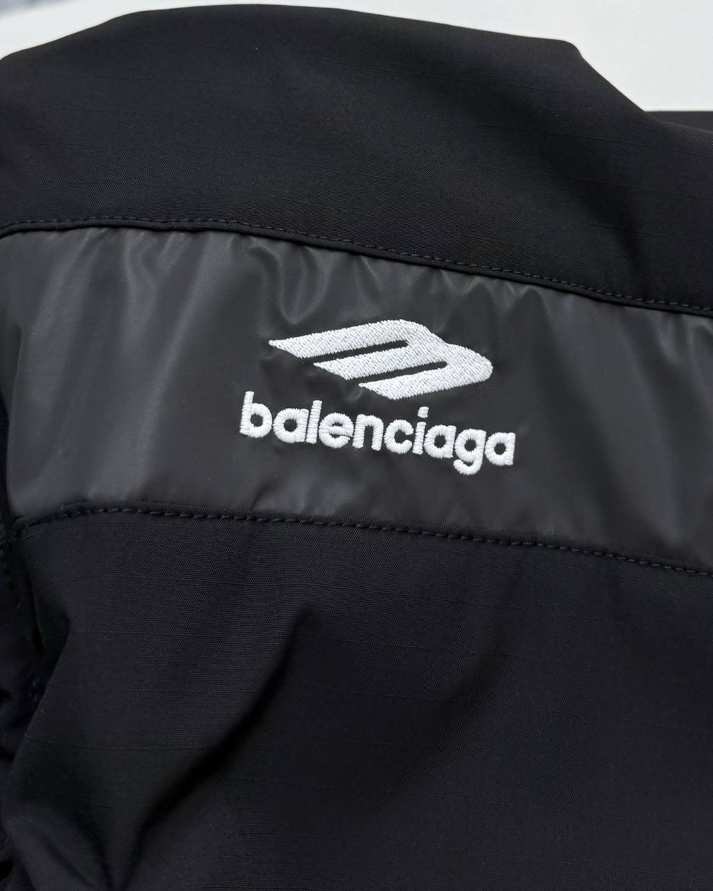 куртка balenciaga,куртка,спортивная куртка,куртка капюшоном