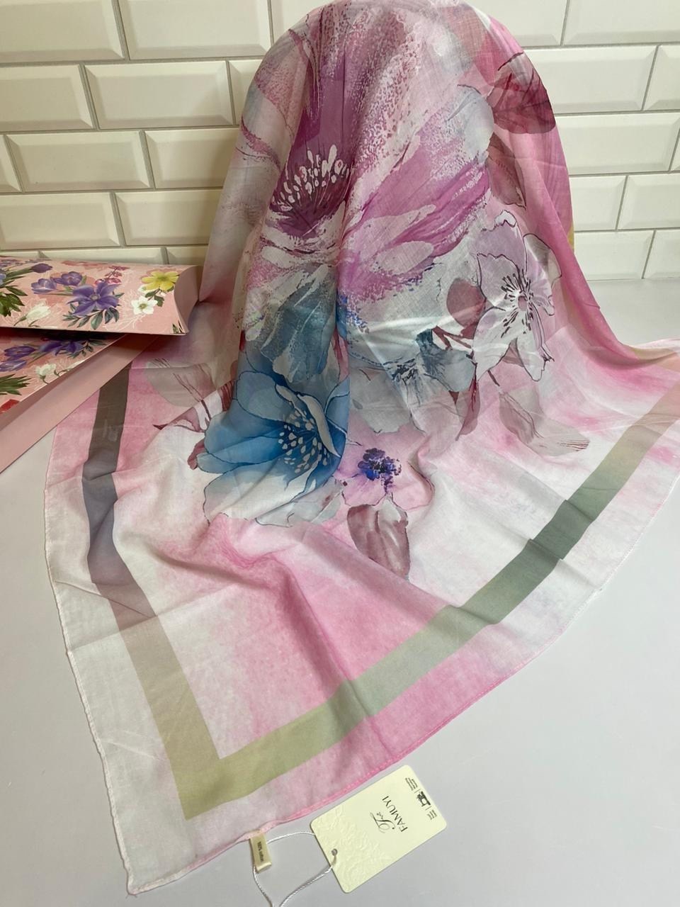 платок женский,палантин женский,платки шарф,красивый платок,платок женский с цветочным мотивом 110*110 см арт. 1090091