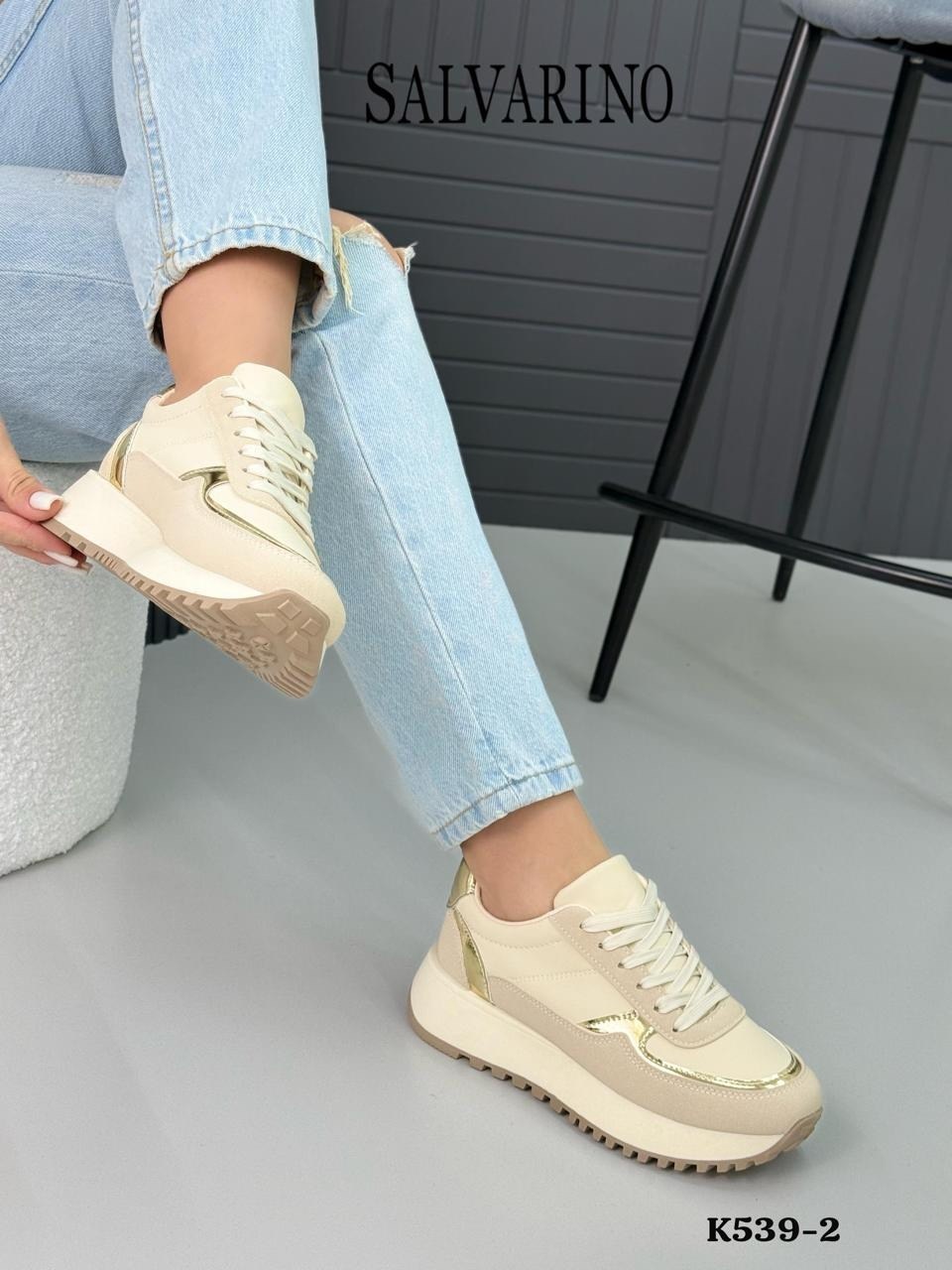 ,женские кроссовки, женская,кроссовки ,спортивная