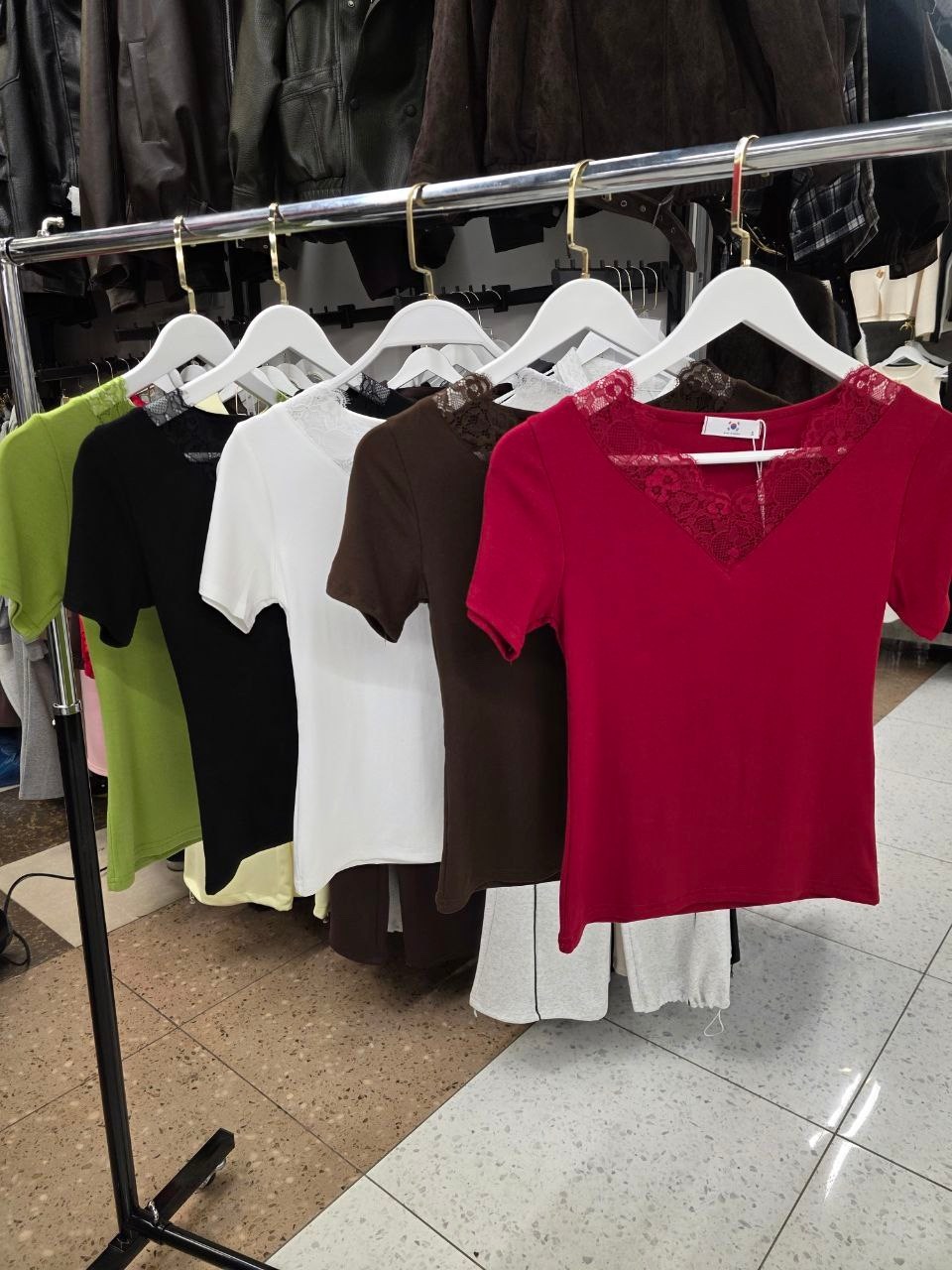 женская футболка,женская майка,футболка с кружевами,кружевная кофта,белая женская футболка