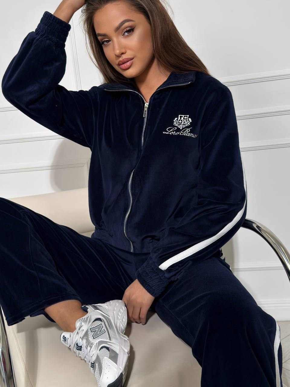 велюровый спортивная костюм,костюм велюровый,велюровый костюм адидас женский,adidas originals олимпийка velour tracktop,женский велюровый костюм