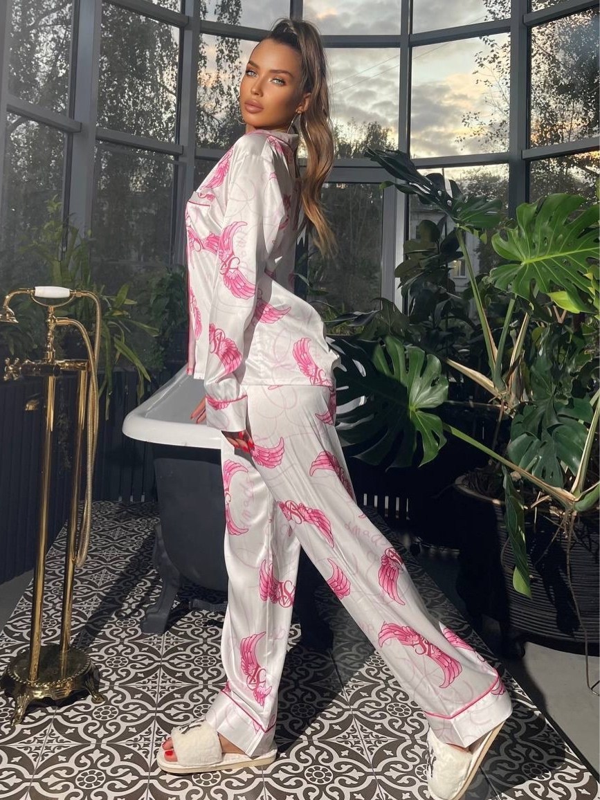 шелковый домашний костюм в пижамном стиле,шелковый костюм в пижамном стиле trend.collection 232120803,шелковый костюм в пижамном стиле trend.collection,атласный костюм женский в пижамном стиле,костюм