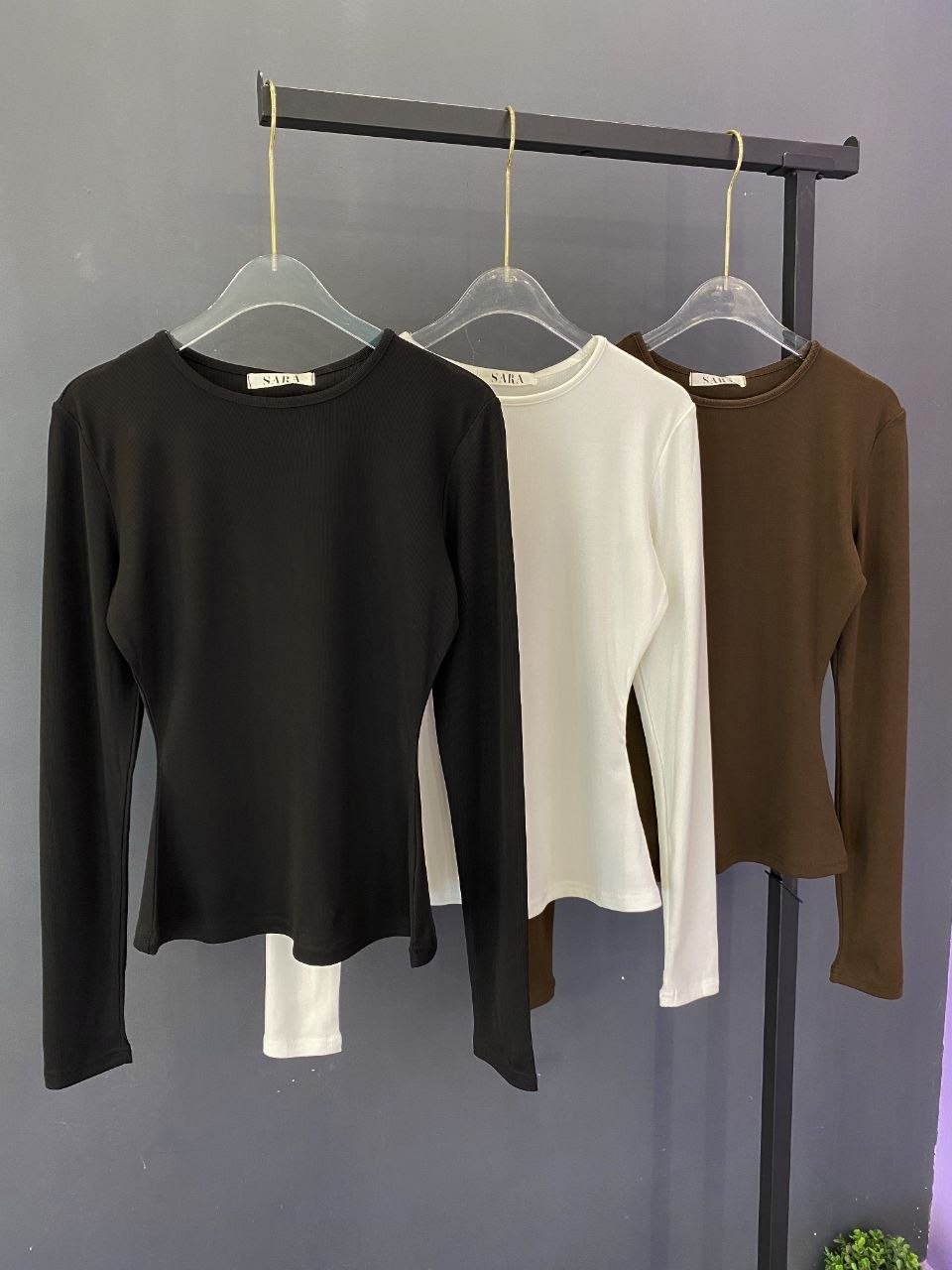 кофта женская,белый лонгслив женский,лонгслив женские,женская футболка с длинным рукавом,лонгслив прозрачная