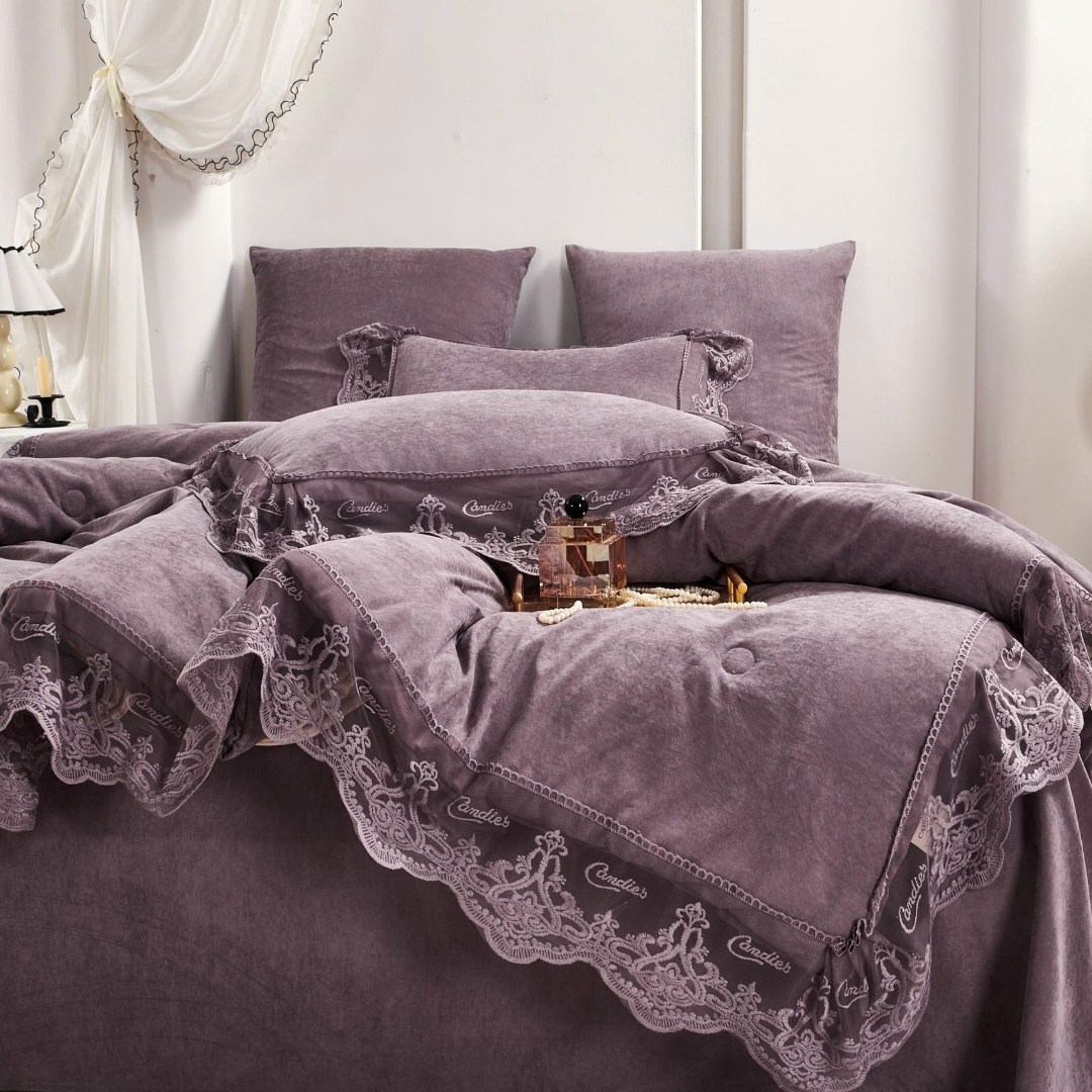 комплект постельного белья,постельное белье,покрывала,покрывало для кровати,покрывала с наволочками