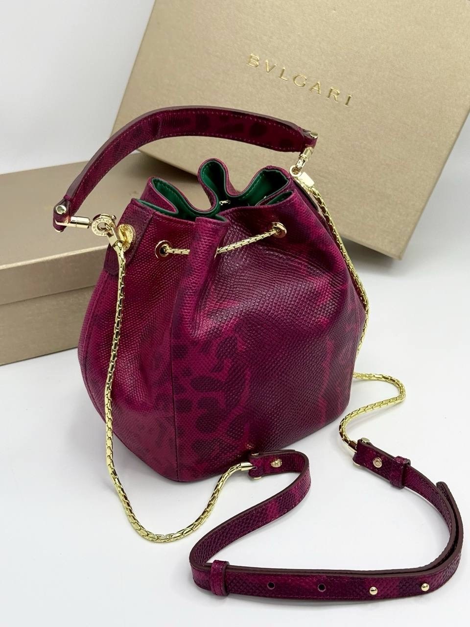 сумка,женская сумка,сумочка,сумка женская bvlgari,модная сумка