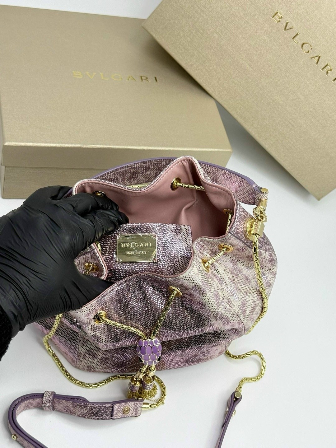 bvlgari сумка на плечо,сумка,сумка bvlgari,сумка женская bvlgari,сумочка