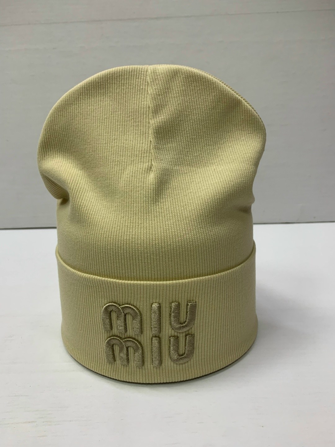 шапка miu miu,шапка,модная шапка,шапка шанель оригинал,вязаная шапка