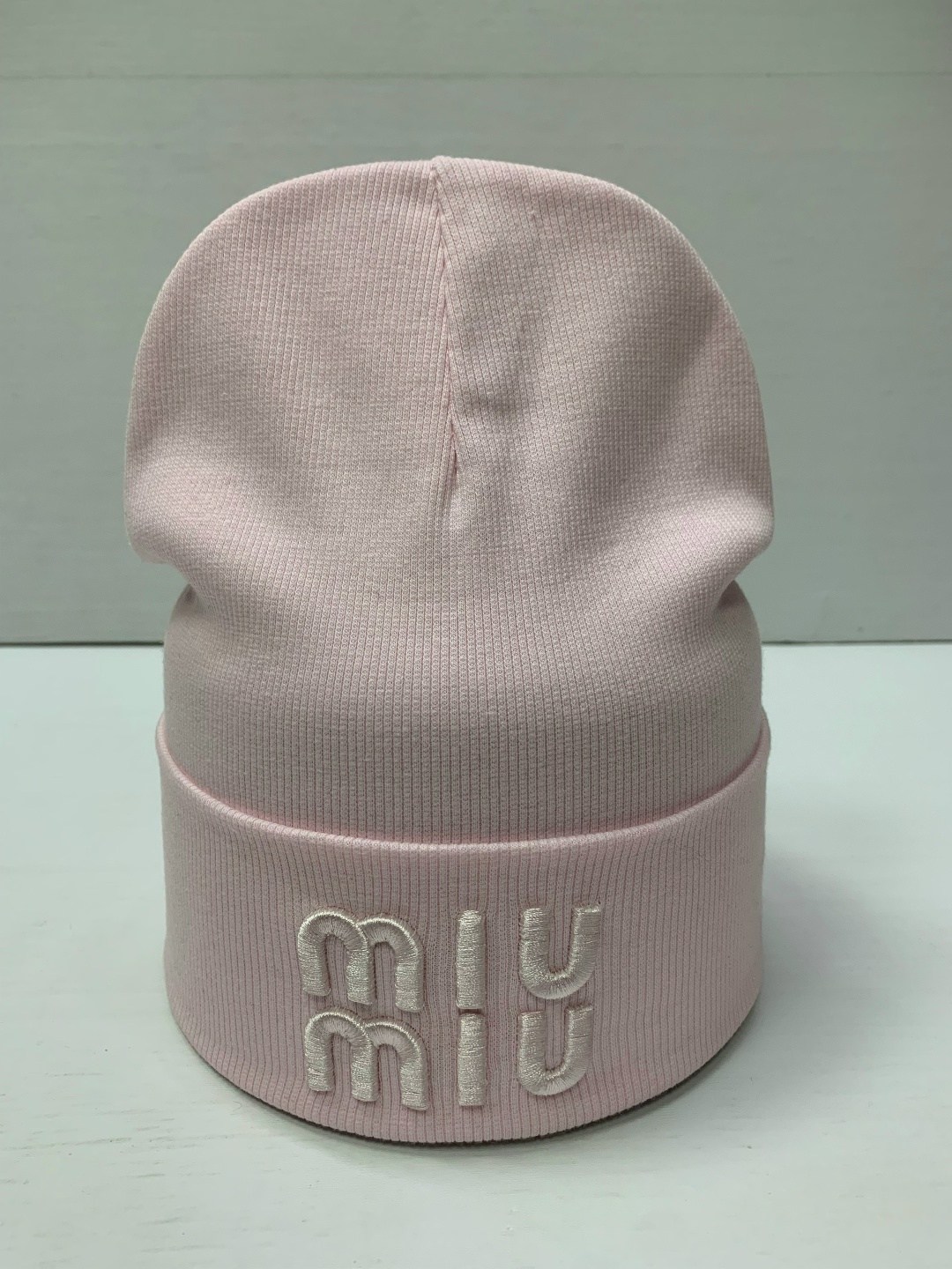 шапка miu miu,шапка,модная шапка,шапка шанель оригинал,вязаная шапка