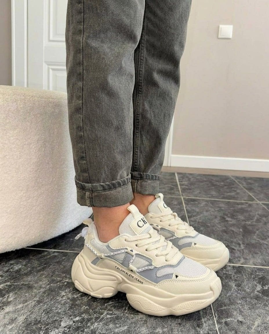 кроссовки женские,кроссовки найк женские черные на белой подошве,кроссовки женские черные,,кроссовки