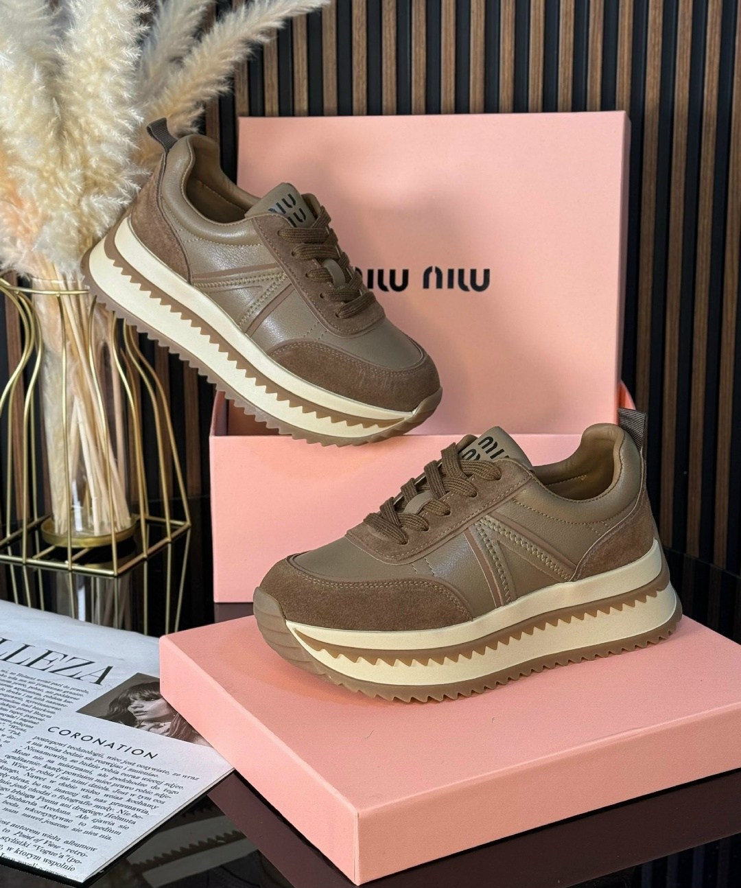 ,кроссовки замшевые,кроссовки замш,бежевые кроссовки,коричневые замшевые кроссовки brunello cucinelli