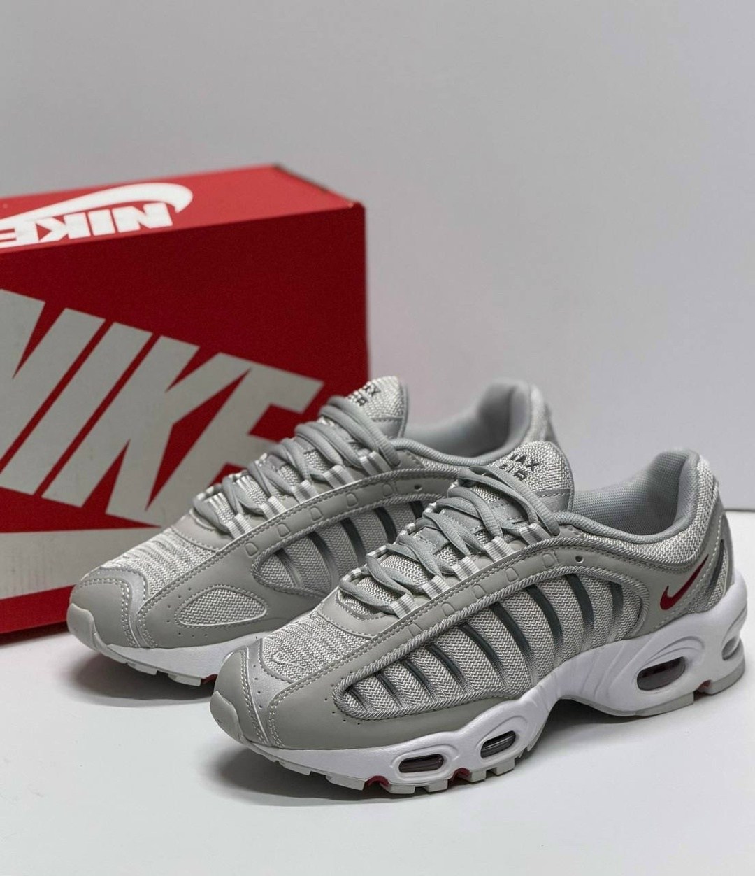 кроссовки nike air max tailwind 4,nike air max tailwind 4,nike air max tailwind iv,кроссовки nike air max tailwind 8,кроссовки nike air max plus tn
