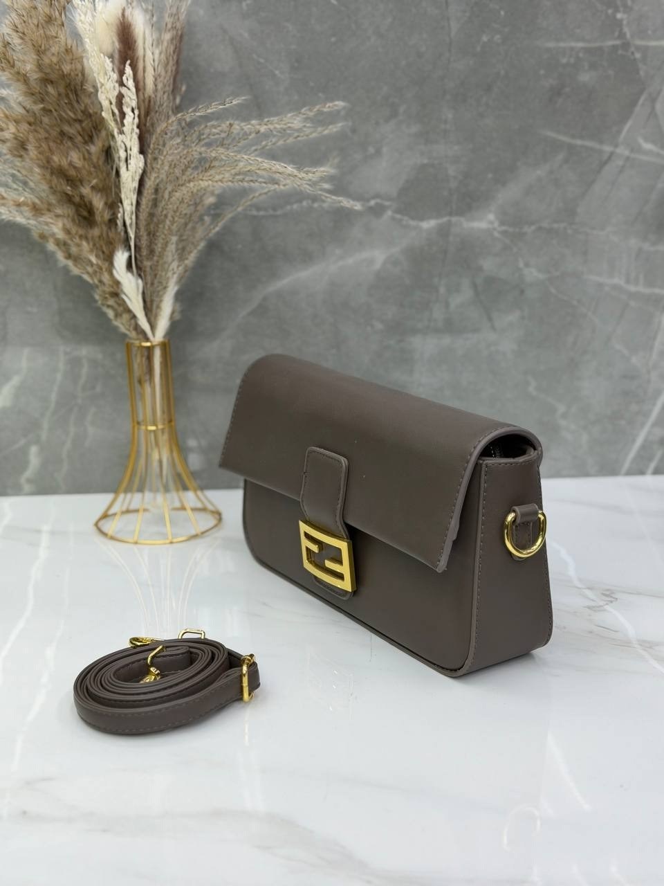 fendi сумка,fendi сумка на плечо,женская сумка fendi,стильная сумочка,сумка