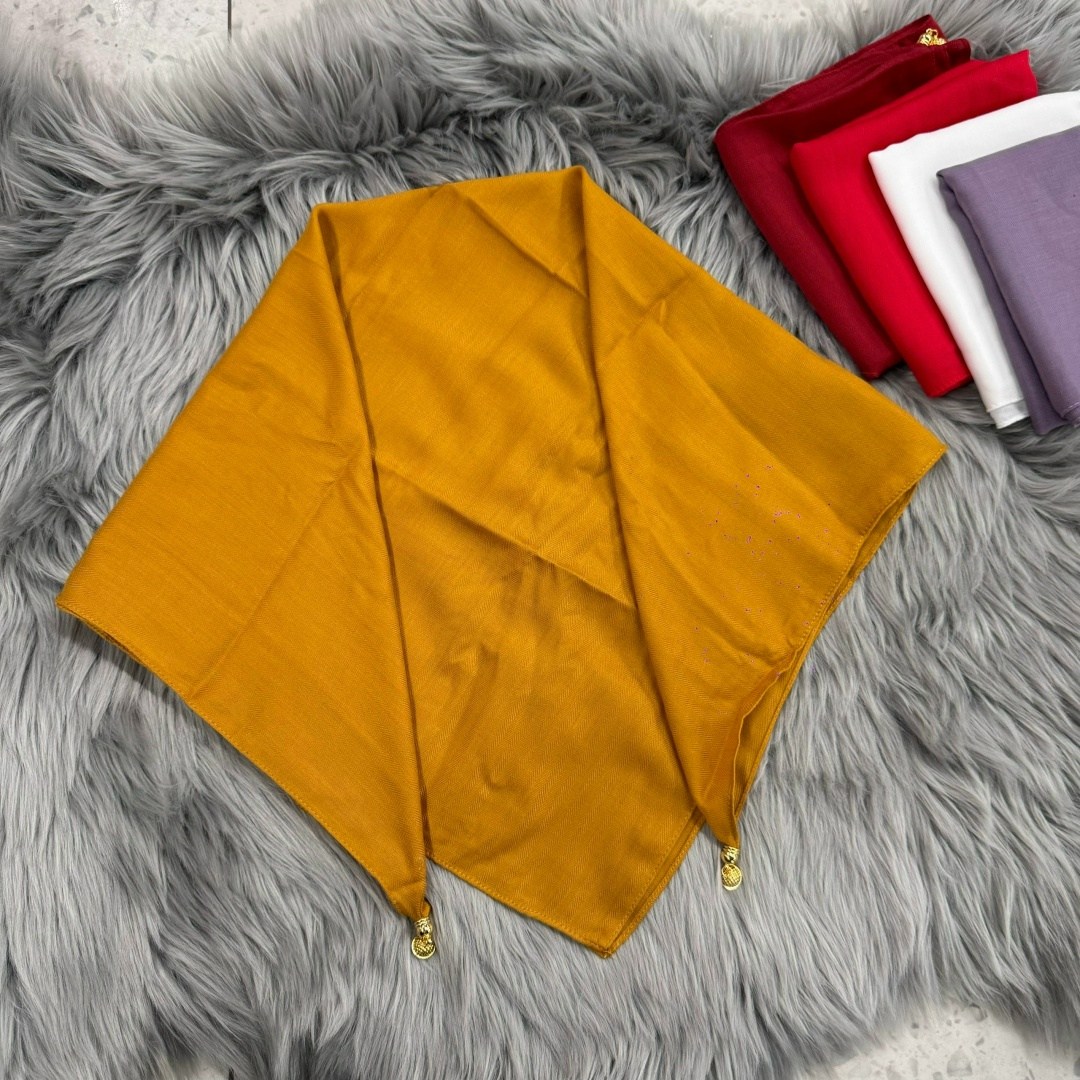 косынка платок,женские платки,красный однотонный платок,oднотонный платок,платки шарф