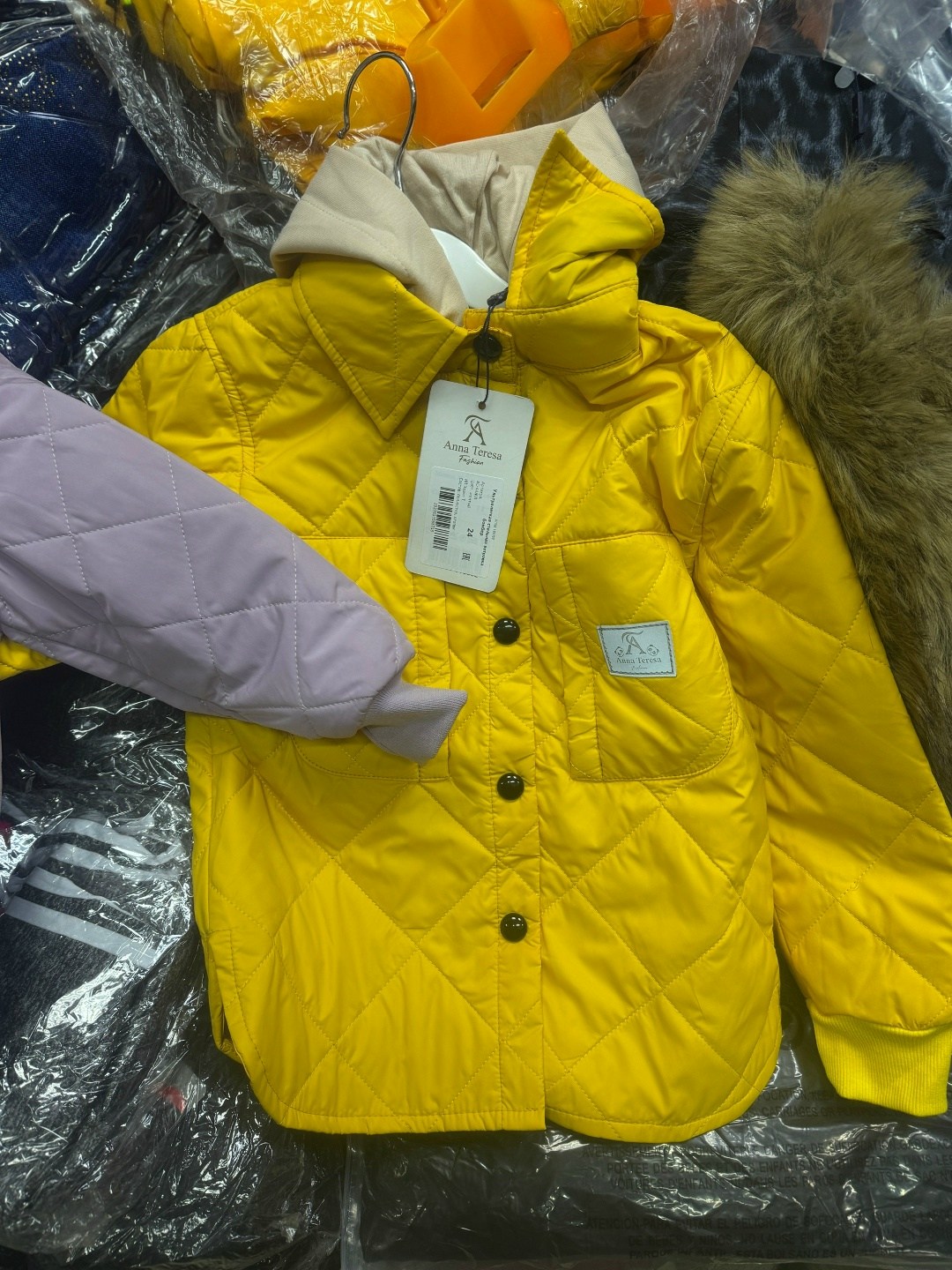 куртка женская,женская демисезонная куртка,куртка,стеганая куртка,легкая куртка