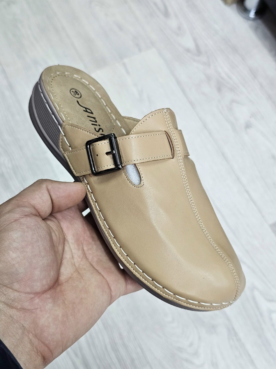 ,шлепанцы женские,тапочки модные,мюли замшевые,женская