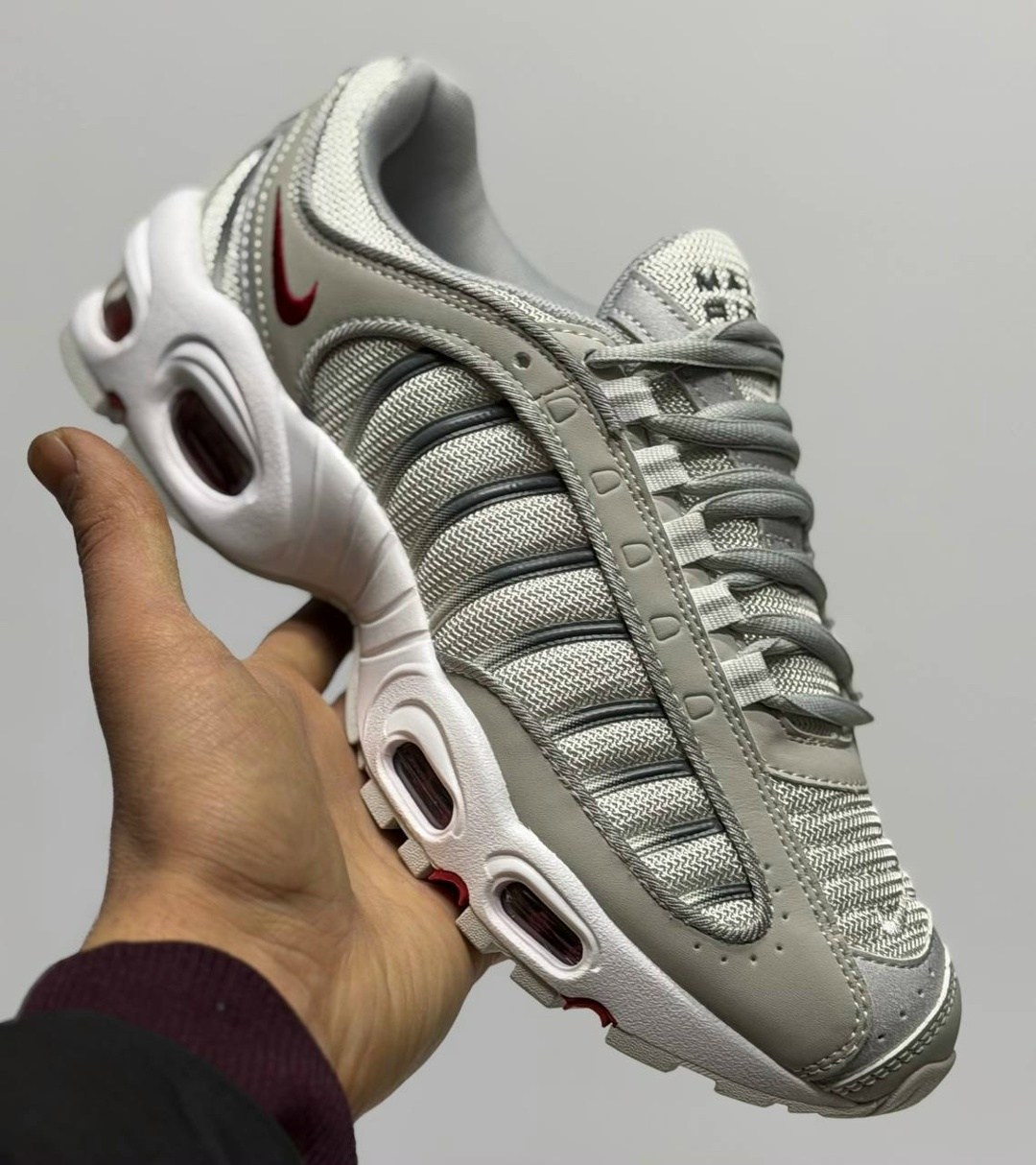 кроссовки nike air max tailwind 4,nike air max tailwind 4,nike air max tailwind iv,кроссовки nike air max tailwind 8,кроссовки nike air max plus tn