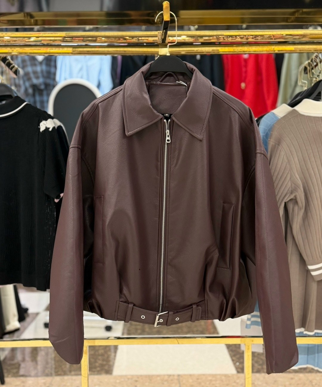 женская кожаная куртка,кожаная куртка,кожаная куртка оверсайз,женская куртка из искусственной кожи,куртка бомбер