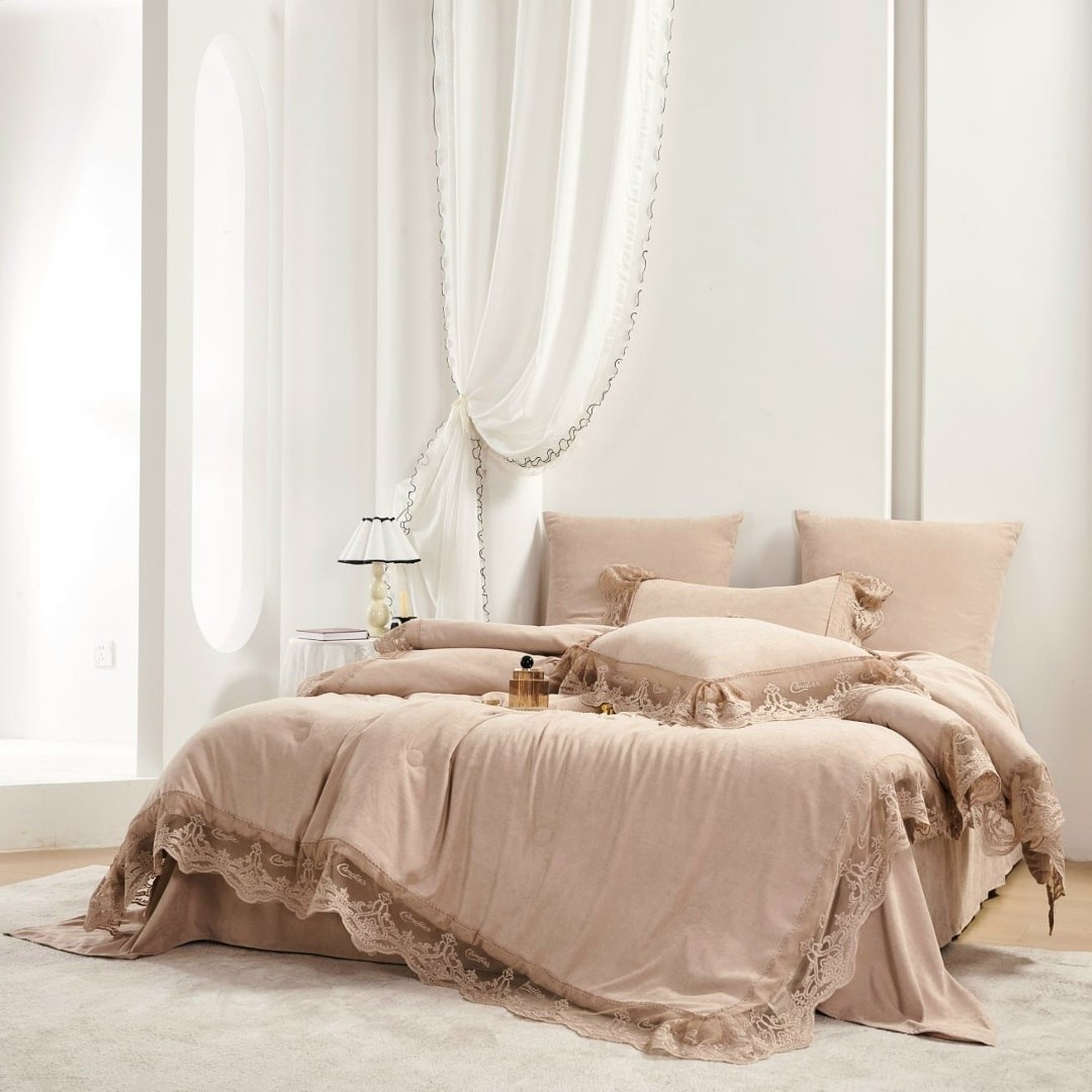 белоснежный евро комплект с одеялом la perla lux satin с кружевом,tivolyo home комплект постельного белья,комплект постельного белья с кружевом la perla,постельное белье blumarine,комплект белого пост