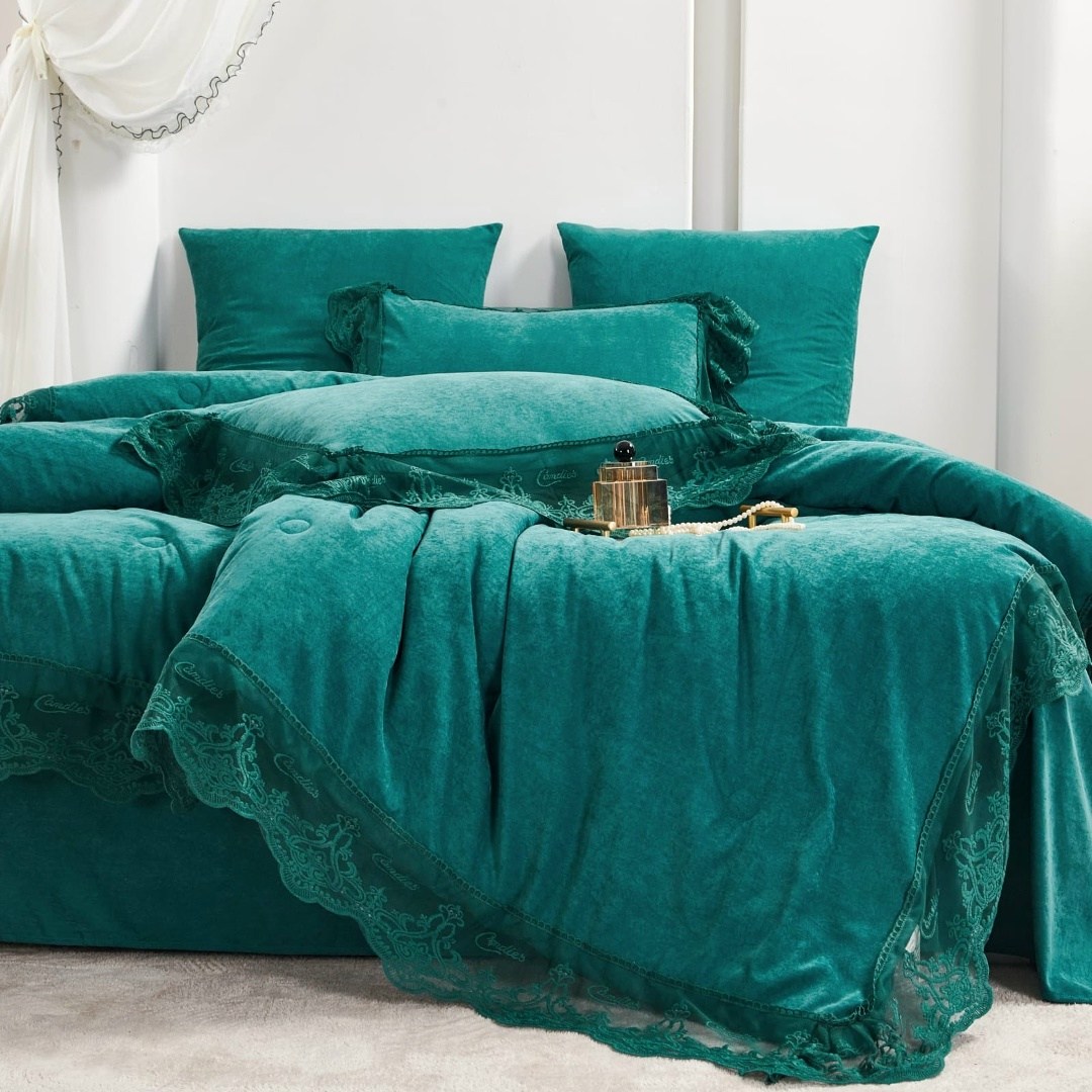 комплект постельного белья,постельное белье,покрывала,покрывало для кровати,покрывала с наволочками