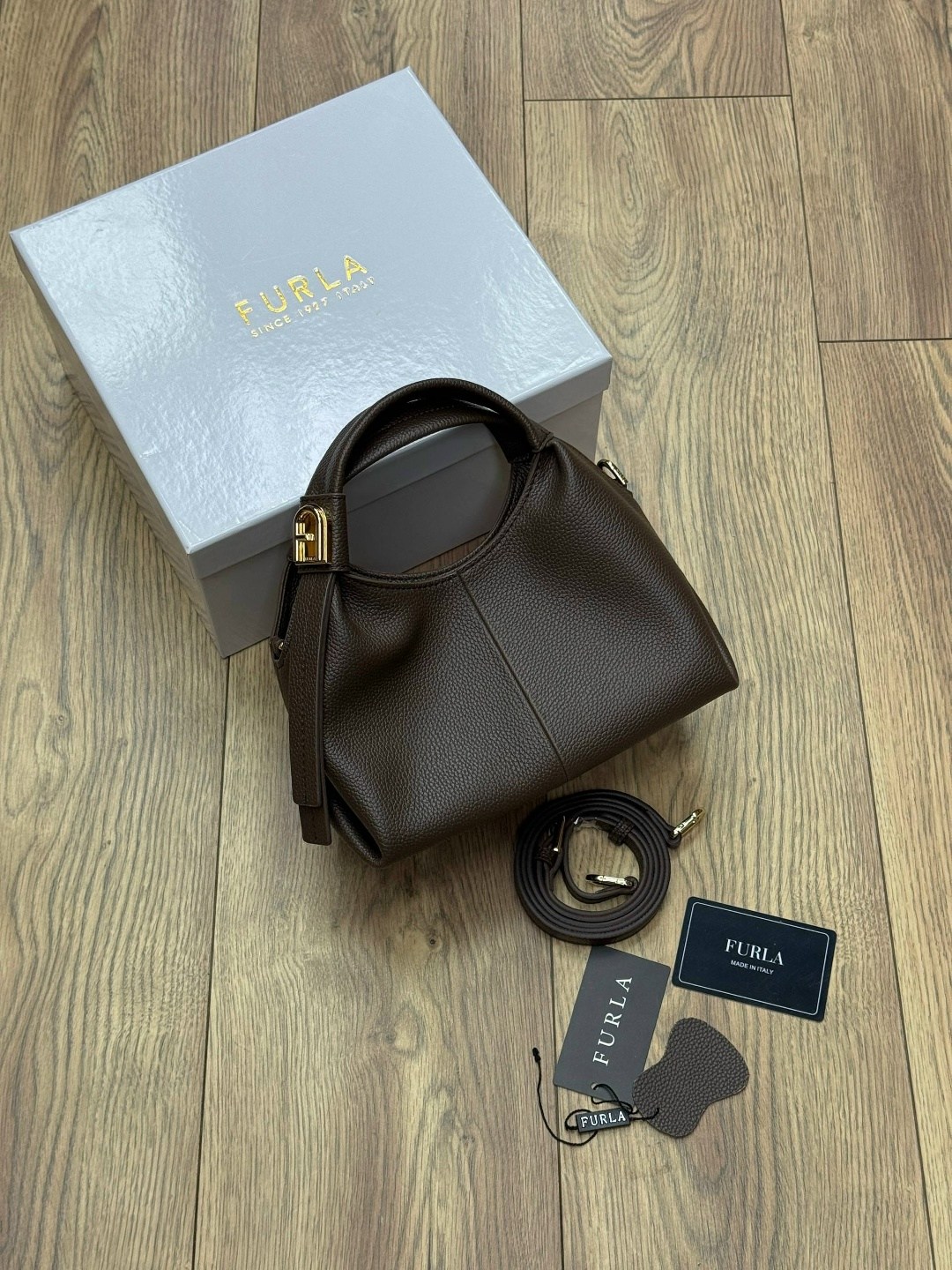 сумка,женская сумка,стильная сумочка,женская сумка furla натуральная кожа,модная сумка