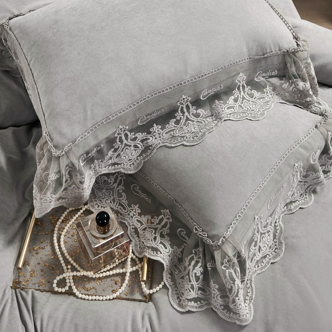 белоснежный евро комплект с одеялом la perla lux satin с кружевом,tivolyo home комплект постельного белья,комплект постельного белья с кружевом la perla,постельное белье blumarine,комплект белого пост