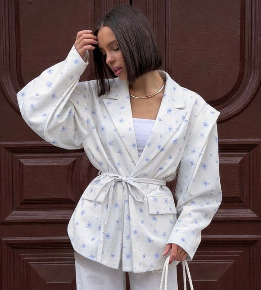 пиджак оверсайз в цветочек marysh collection,пиджак оверсайз с цветочным принтом leroy style,пиджак с цветочным принтом,жакет с цветочным принтом,пиджак оверсайз женский