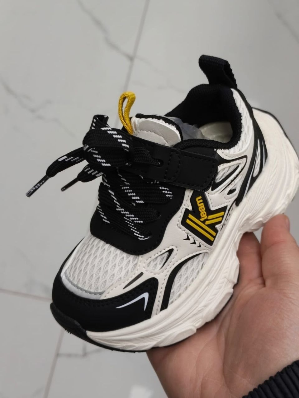 кроссовки,повседневные кроссовки,кроссовки мальчику,детские кроссовки,кроссовки удобные