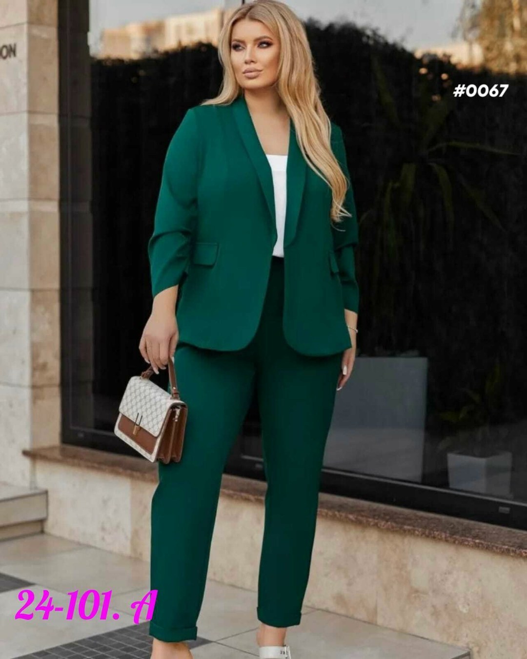 брючный костюм женский большие размеры,костюм брючный женский деловой,женские костюмы больших размеров,костюм брючный женский,костюм женский классический