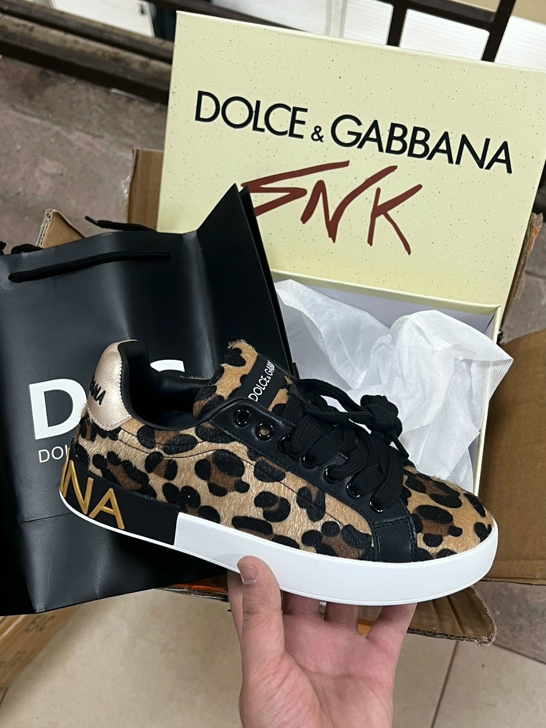 кроссовки dolce&gabbana portofino леопард,леопардовые кеды dolce gabbana женские,женские кожаные кроссовки dolce & gabbana 2026 леопардовые,женские кроссовки dolce & gabbana,кеды dolce & gabbana porto