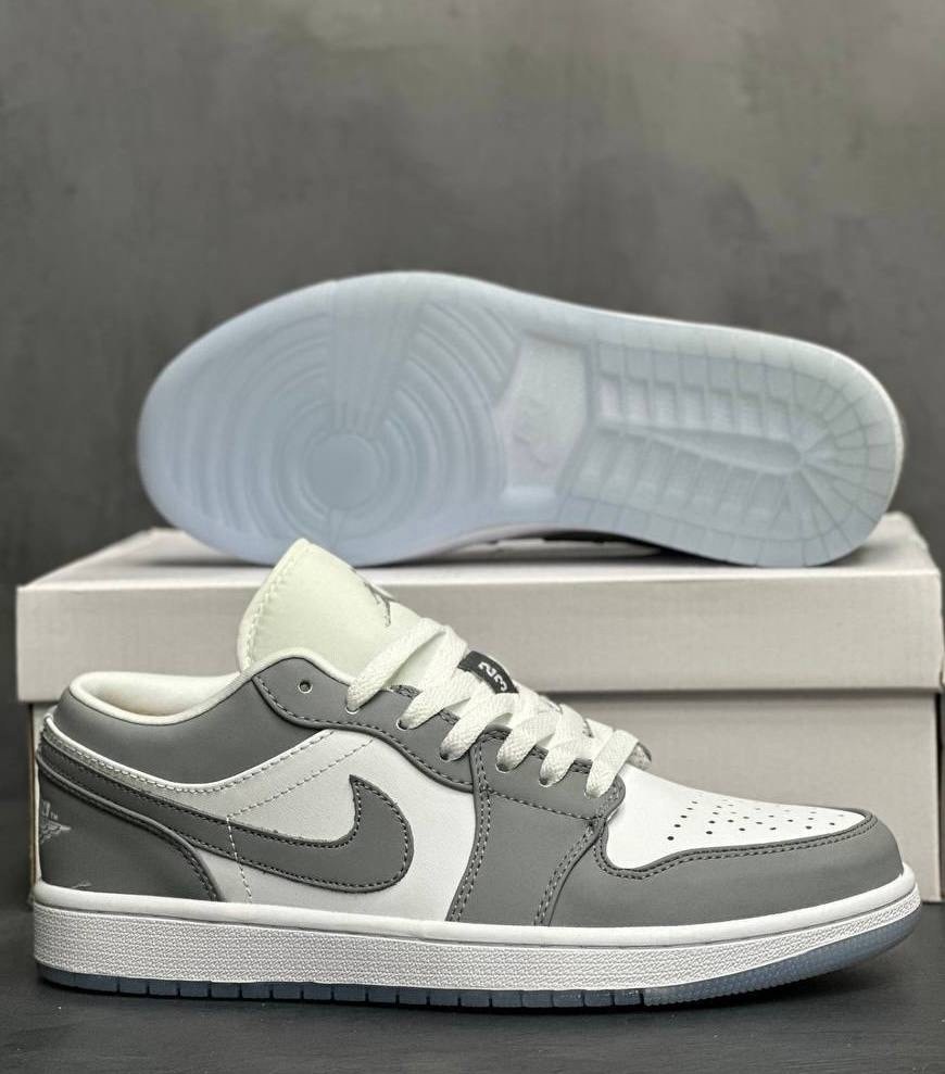 кроссовки nike air jordan 1 low,кроссовки nike air jordan 1 low wolf grey,nike air jordan 1 low,air jordan 1 low wolf grey dc0774-105,nike air jordan 1 low wolf grey