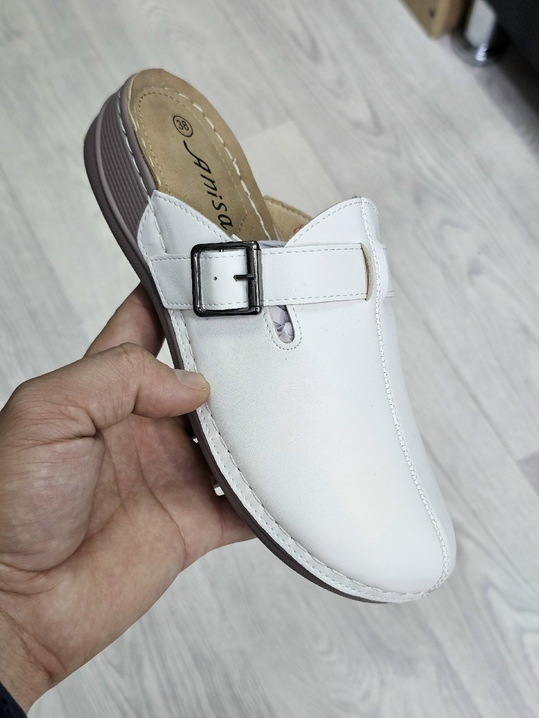 ,шлепанцы женские,тапочки модные,мюли замшевые,женская