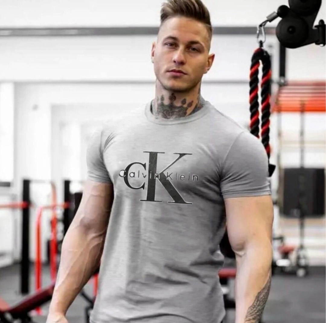 футболки мужские,мужская футболка calvin klein,calvin klein футболка мужская красная,футболки для мужчин,красная футболка мужская