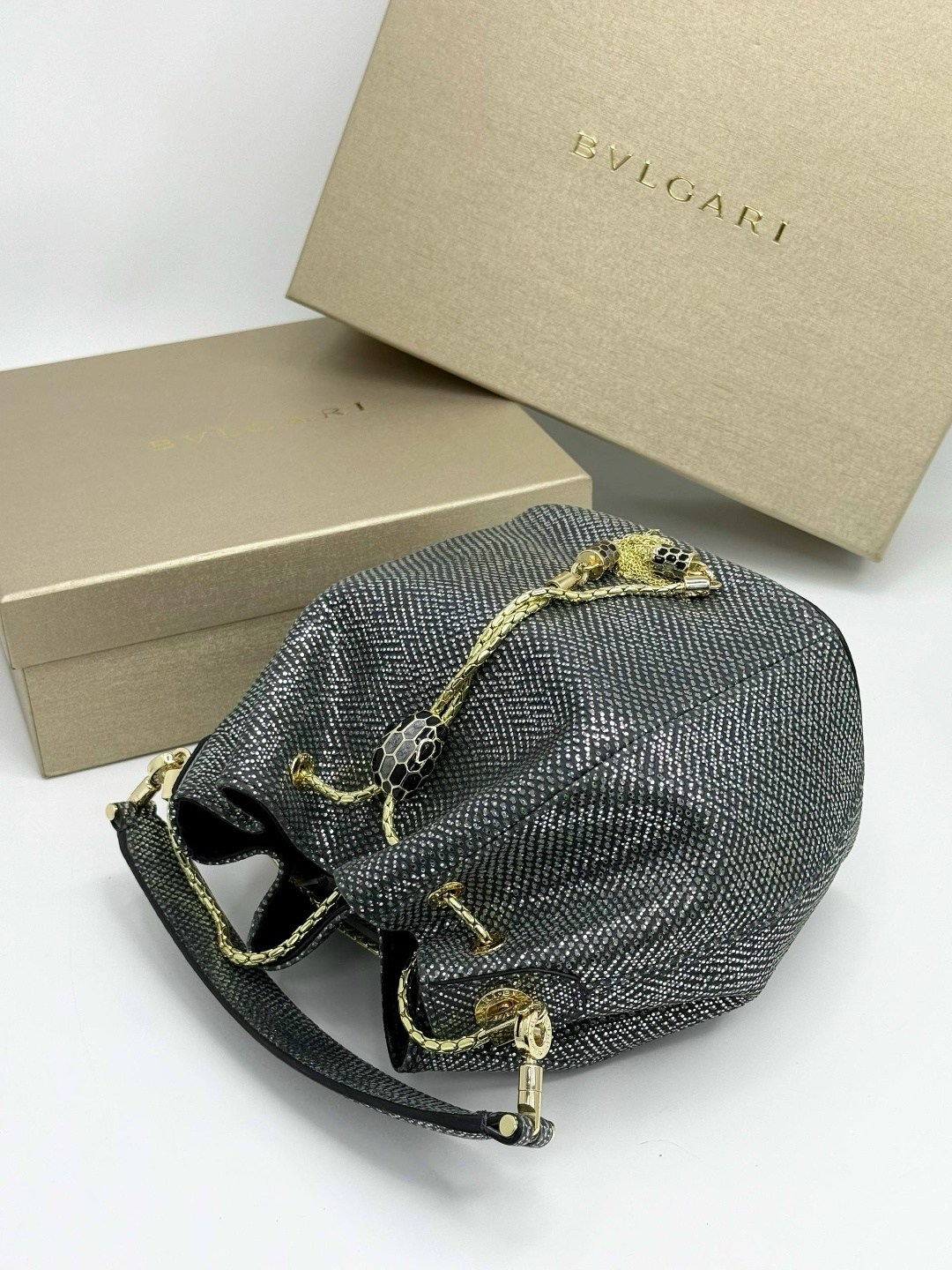 сумка,сумка женская bvlgari,серпенти булгари сумки,модная сумка,сумка мешок