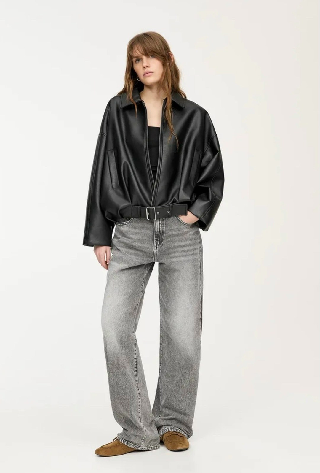 женская кожаная куртка,кожаная куртка,кожаная куртка оверсайз,женская куртка из искусственной кожи,куртка бомбер