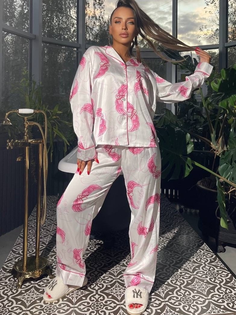 шелковый домашний костюм в пижамном стиле,шелковый костюм в пижамном стиле trend.collection 232120803,шелковый костюм в пижамном стиле trend.collection,атласный костюм женский в пижамном стиле,костюм