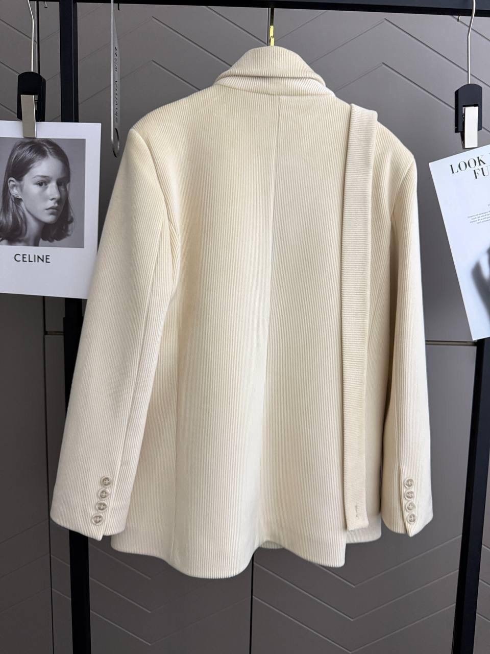 пальто женские,полупальто,жакет и пиджак,платье-пиджак,бежевый пиджак