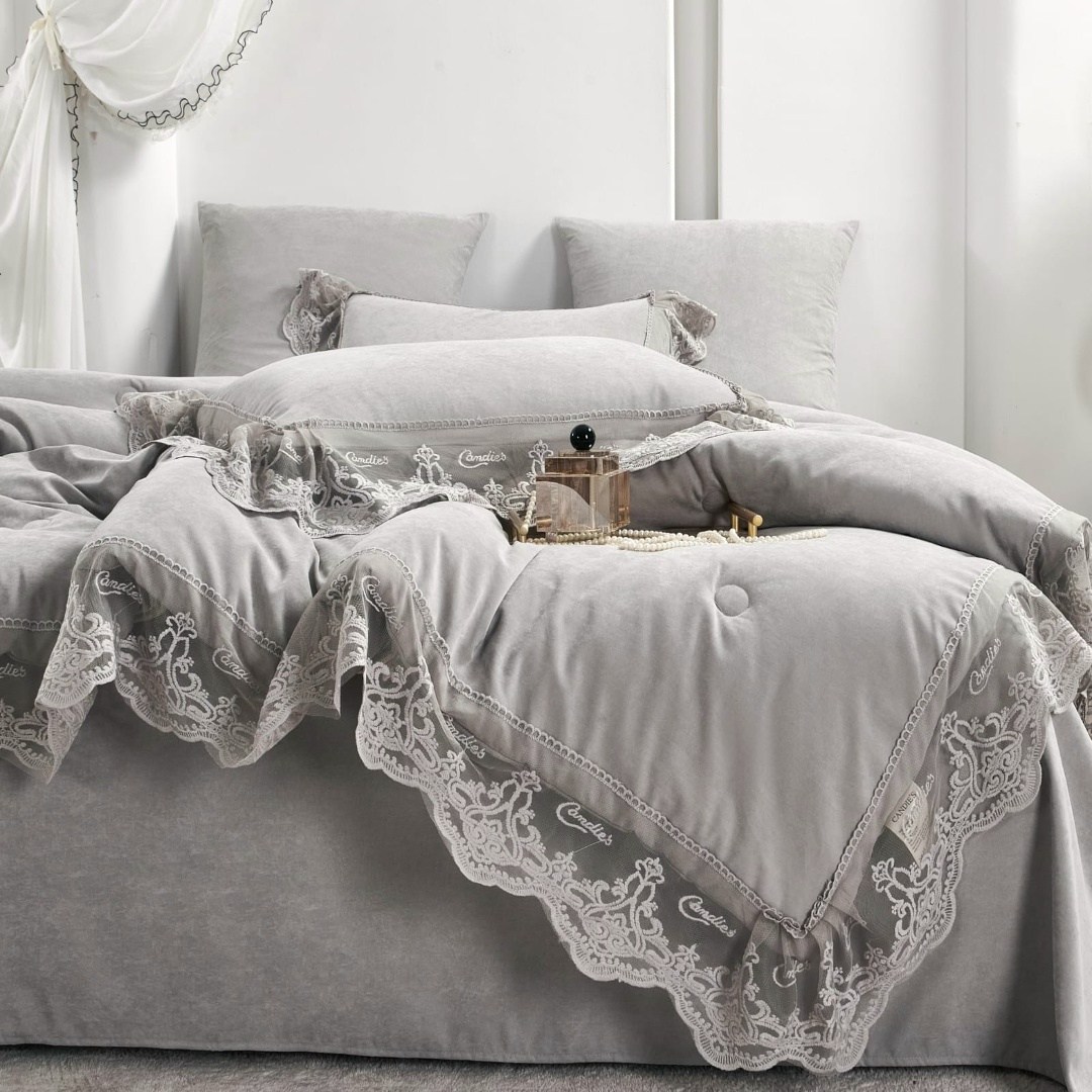 комплект постельного белья,постельное белье,покрывала,покрывало для кровати,покрывала с наволочками